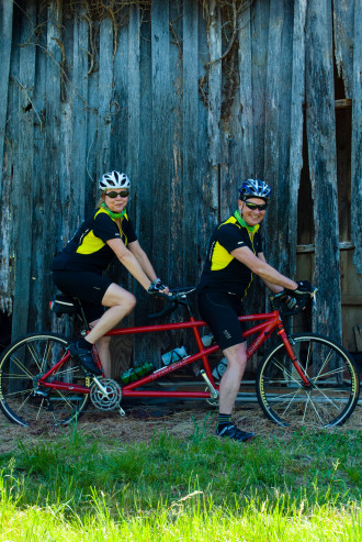Tandem cyclists at Cycle to Farm. Photo by by Leah Elizabeth, courtesy of Cycle to Farm. 