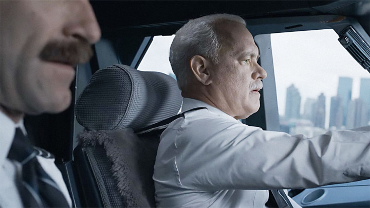 3061462-poster-p-1-sully-movie-hanks