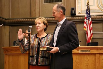 TAKING THE OATH: Gwen Wisler was re-elected to City Council in the recent election and at the Dec. 5 organization meeting and swearing-in ceremony, Council re-elected her vice mayor. Photo by Carolyn Morrisroe