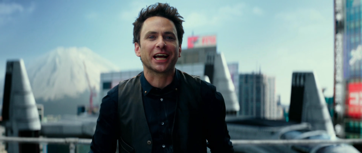 charlie-day-as-dr-newt-geiszler-in-pacific-rim-uprising
