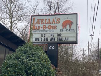 Luella's Bar-B-Que sign