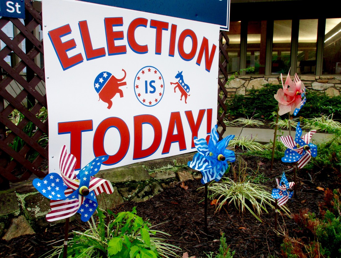 Voters head to polls in Asheville | Mountain Xpress1100 x 833