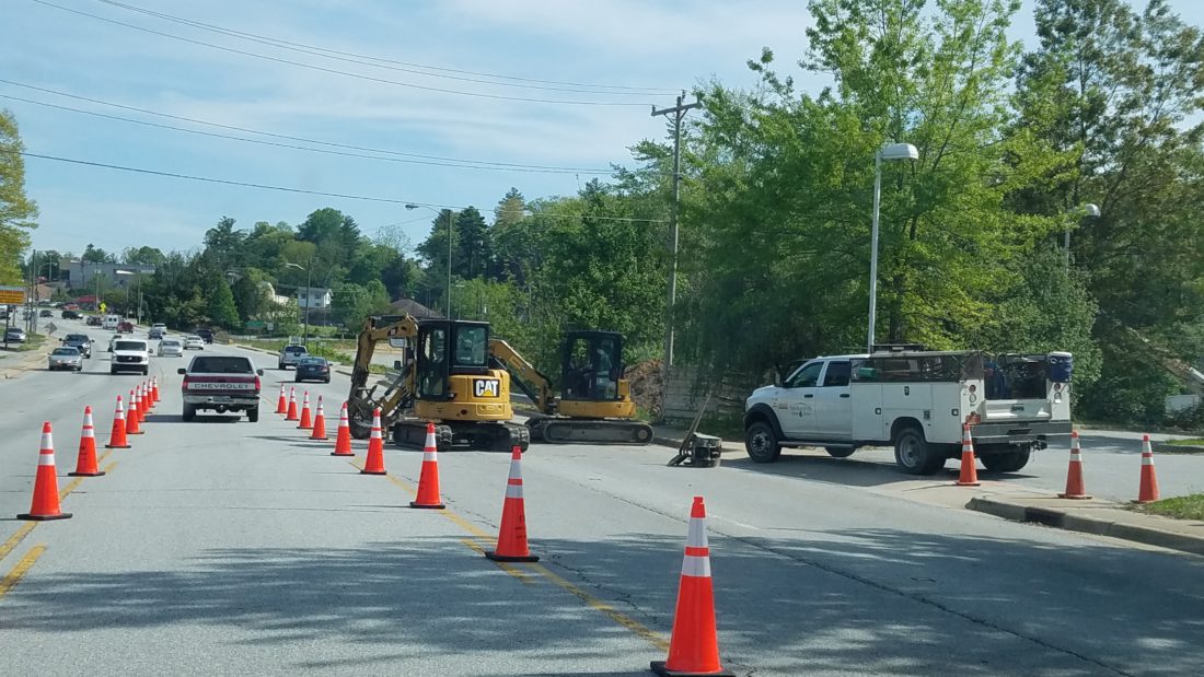 Asheville Highway lane closure